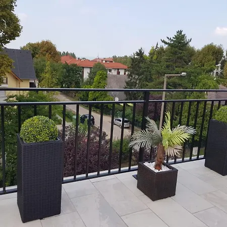 Evelin Penthouse Apartman Balatonlelle