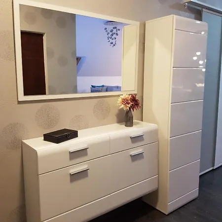 Evelin Penthouse Apartman Balatonlelle