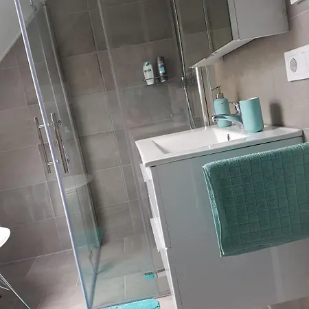 Evelin Penthouse Apartman * Balatonlelle