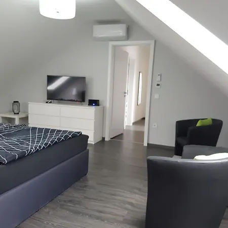 Evelin Penthouse Apartman * Balatonlelle
